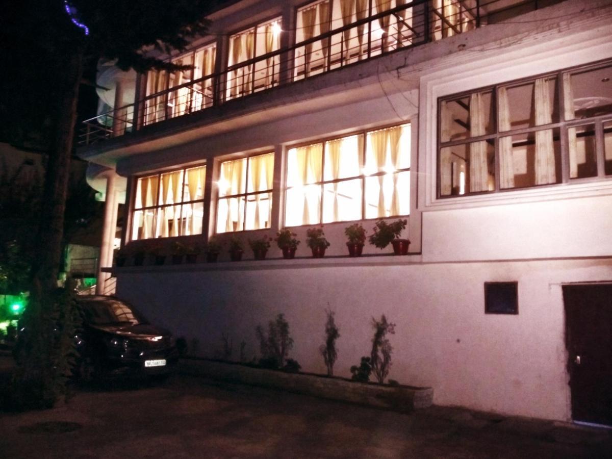 קאוסאני Hotel Hill Palace מראה חיצוני תמונה